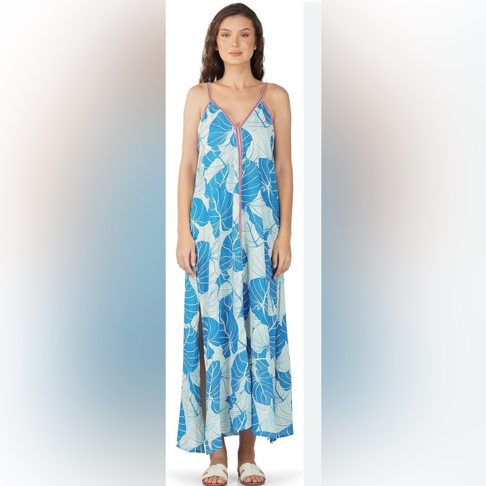 Palm leaf dress ☀️